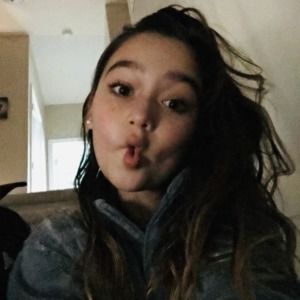 Meet your Posher, Veronica